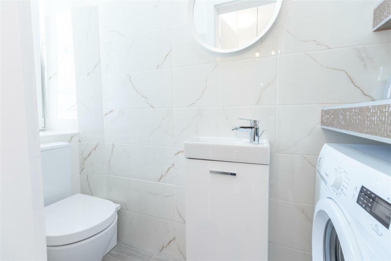 Apartment Alba Rijeka Bagian luar foto